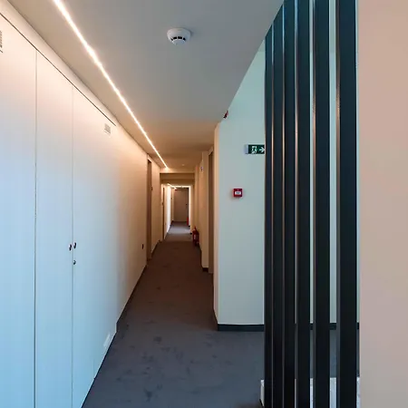 Mariette Rhodes Urban (adults Only) 3*