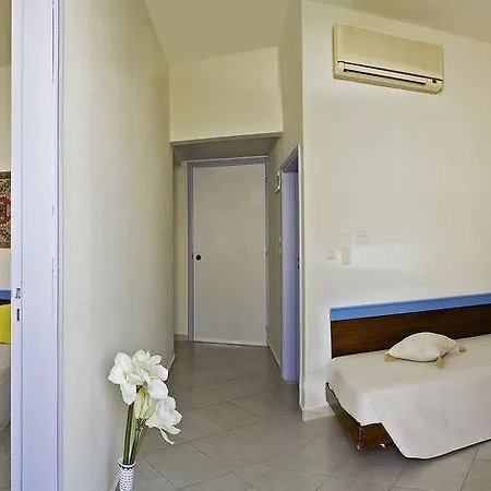 Hotel apartamentowy Mariette Rhodes Urban (adults Only)